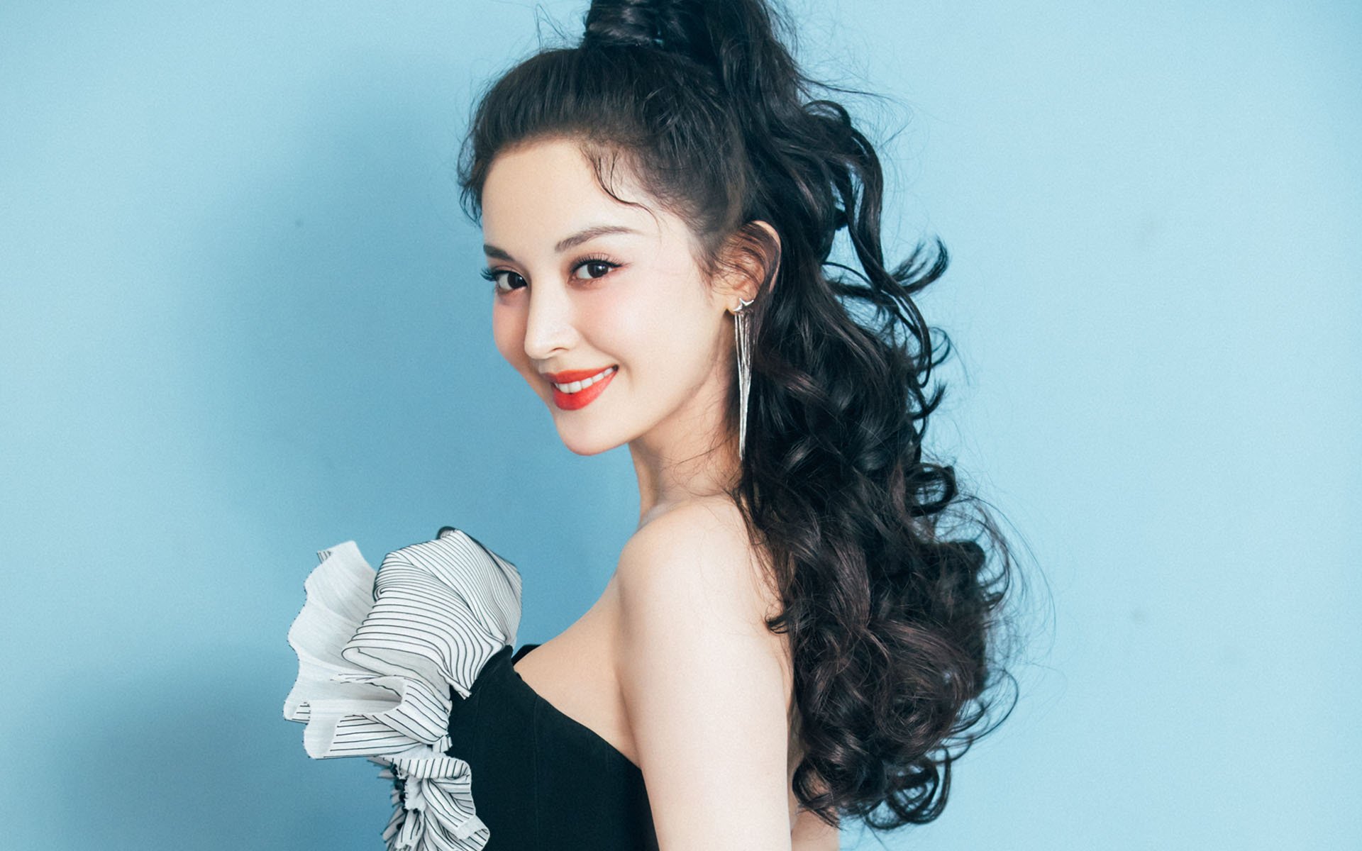 马术青少年俱乐部联赛推广马术文化教育,青少年马术培训